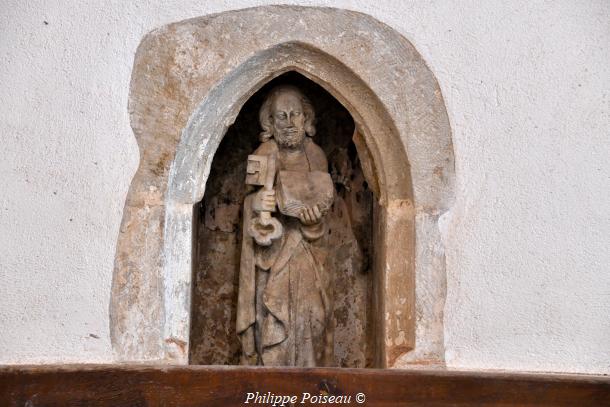 L'intérieur de l'église de Saint-Pierre-du-Mont un beau patrimoine