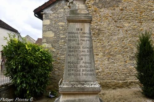 Monument aux morts d'Amazy Nièvre Passion