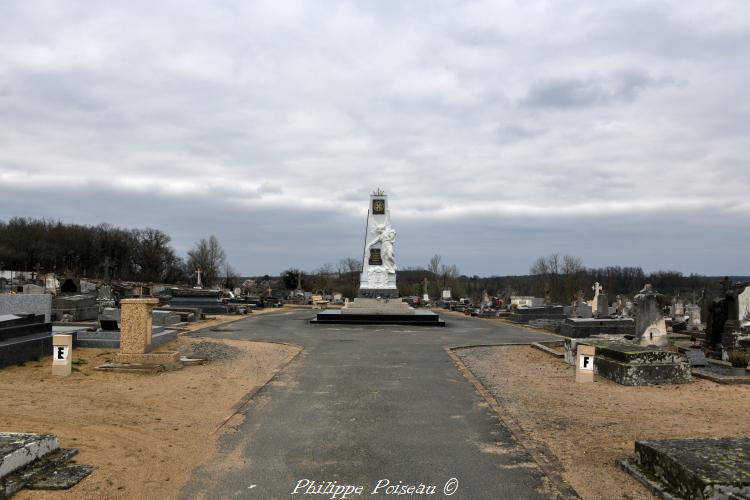 Monument aux morts d'Imphy