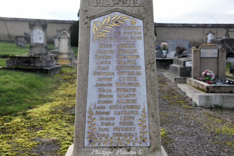 Monument aux morts de Saint Bonnot