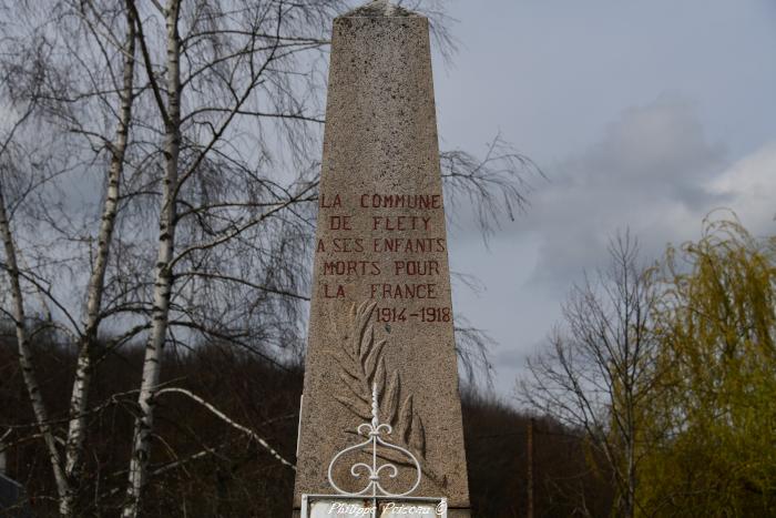 Monument aux morts de Fléty