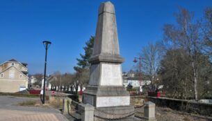Monument aux Morts de Luzy