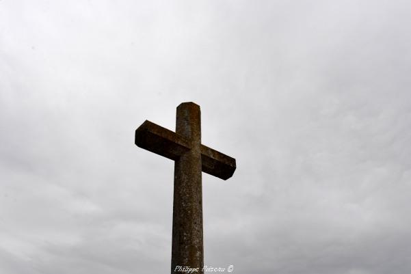 Monument aux morts de Monceaux le Comte