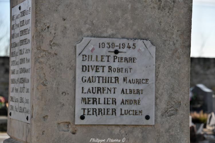 Monument aux morts de Montapas