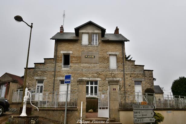 La Mairie de Bazolles un Hôtel de ville