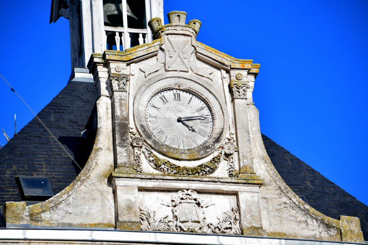Horloge de la Mairie de Corbigny