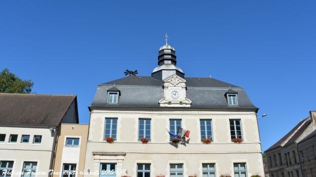 Mairie de Donzy