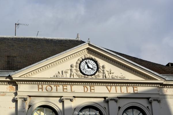 Mairie de Lormes