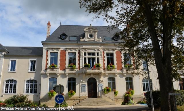 Mairie de Pougues