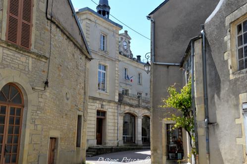 Mairie de Tannay Nièvre Passion