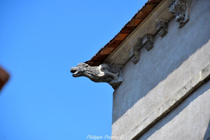 Maison aux sculptures de Suilly-la-Tour