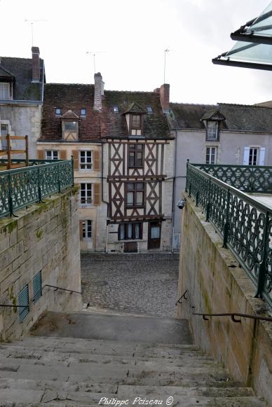 Maison à colombage rue des Moulins