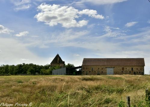 Manoir Le Pavillon un beau manoir de  Dommartin