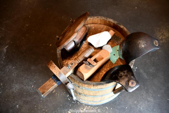 Le Tonnelier et ses Outils un beau patrimoine