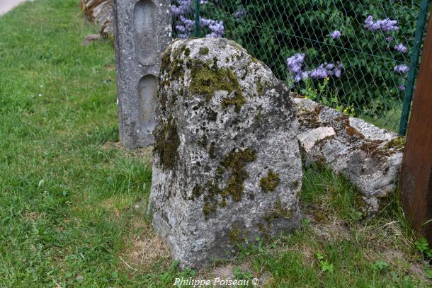 Monolithe de Champcommeaux 
