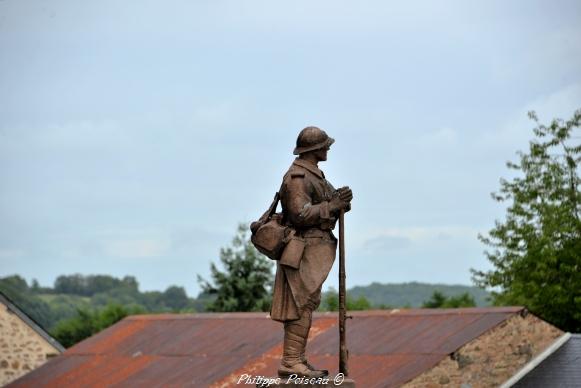 Monument aux Morts de Chaumard un hommage