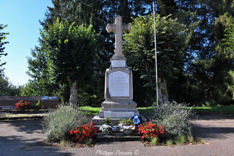 Monument aux Morts de Montsauche les Settons un hommage