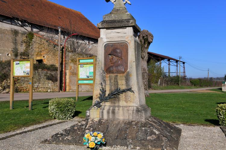 Monument aux Morts de Saint Sulpice