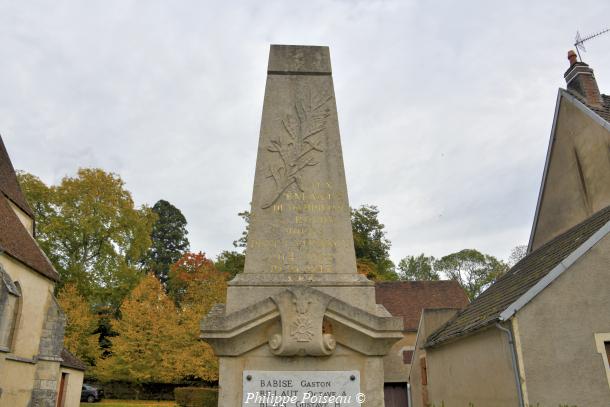 Monument aux morts de Dampierre-sous-Bouhy