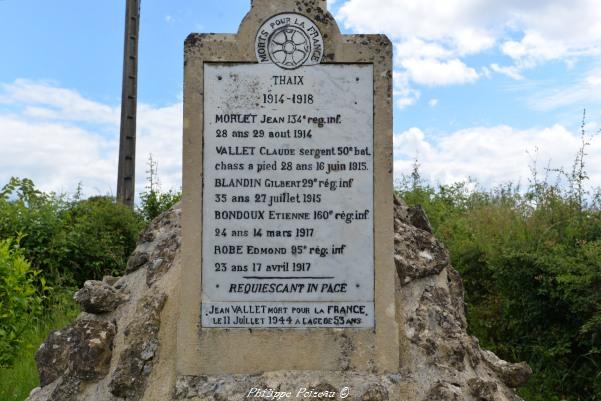 Monument aux mort de Thaix