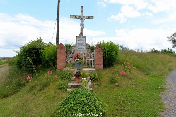 Monument aux mort de Thaix