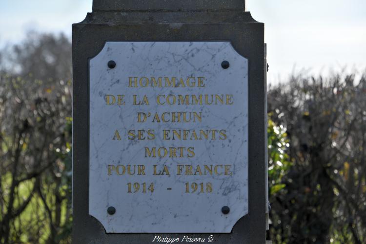 Monument aux morts d'Achun