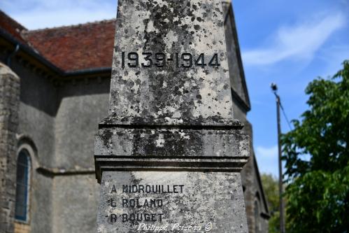 Monument aux morts d'Arzembouy Nièvre Passion