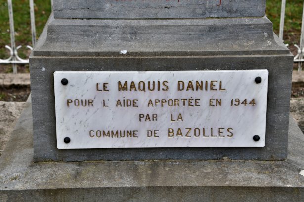 Monument aux morts de Bazolles
