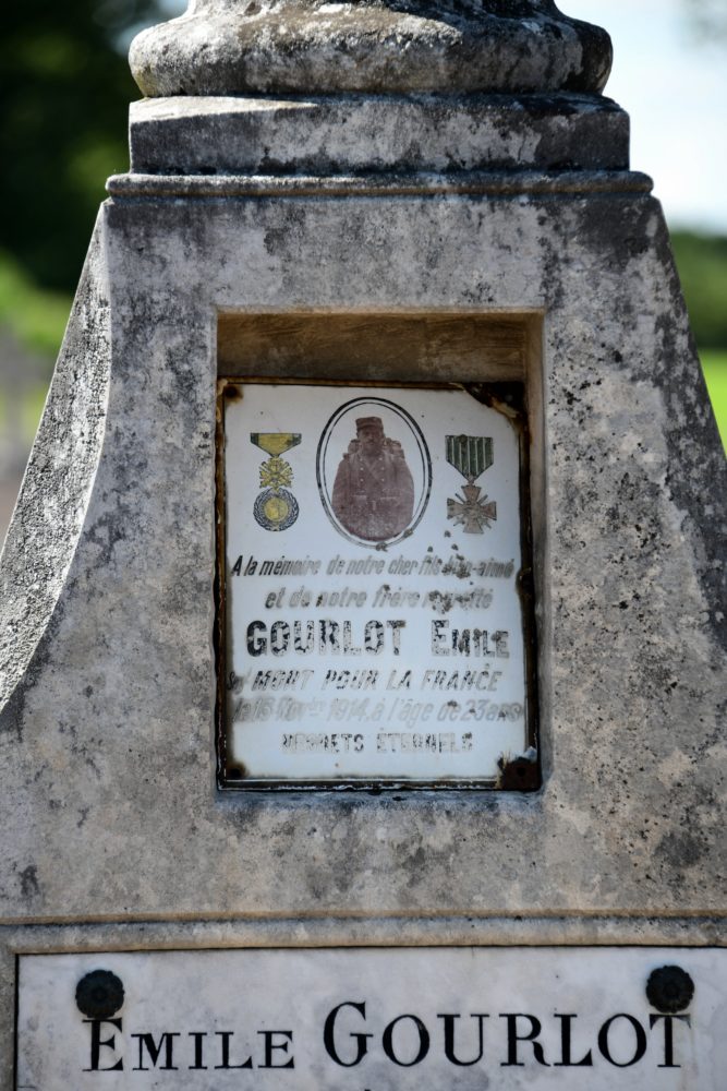 Ancien monument aux morts de Blismes