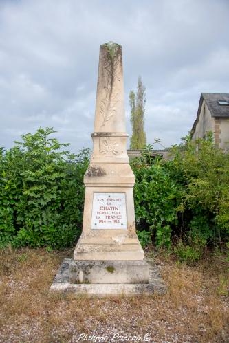 Monument aux morts de Chatin un hommage