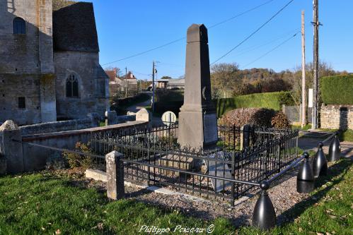 Monument aux morts de Cuncy les Varzy