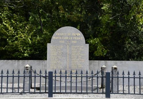 Monument aux morts de Fâchin Nièvre Passion