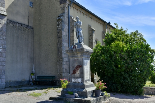 Monument aux morts de Glux en Glenne un hommage