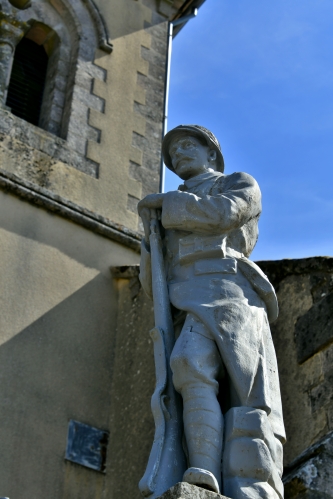 Monument aux morts de Glux en Glenne Nièvre Passion