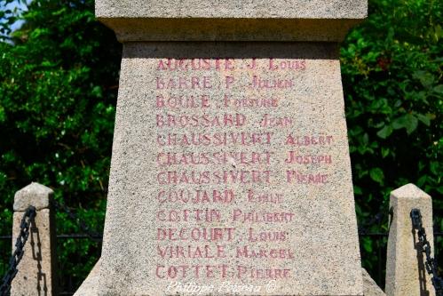 Monument aux morts de Lavault de Frétoy Nièvre Passion