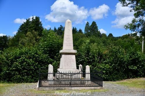 Monument aux morts de Lavault de Frétoy Nièvre Passion