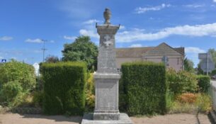 Monument aux morts de Luthenay-Uxeloup