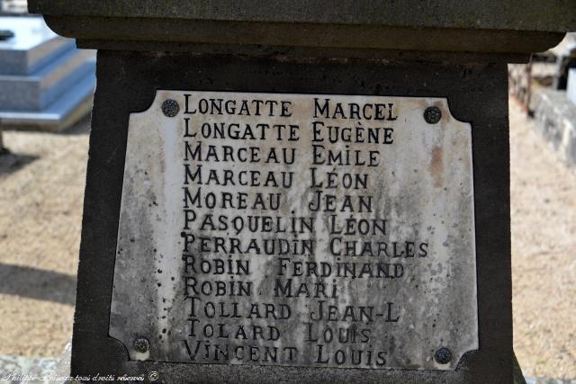 Monument aux morts de Maux Nièvre Passion