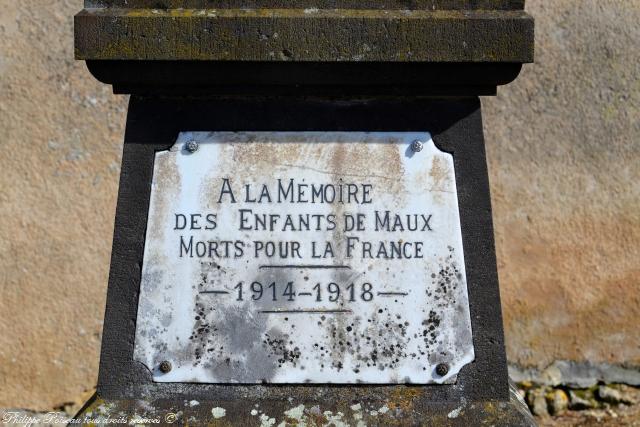 Monument aux morts de Maux