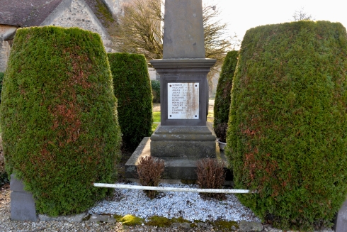 Monument aux morts de Pouques Lormes