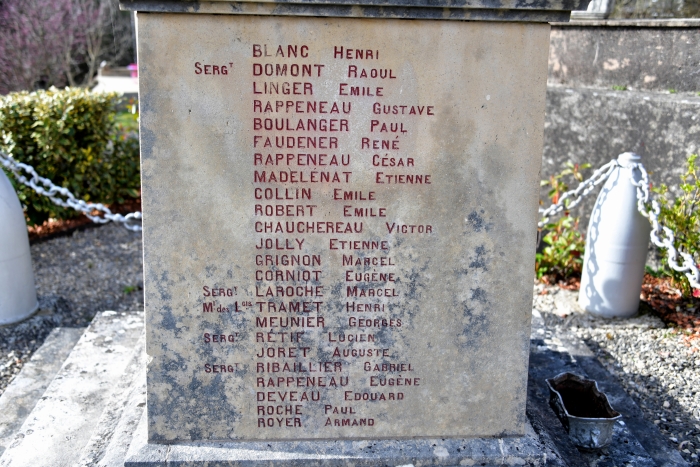 Monument aux morts de Saint André en Morvan