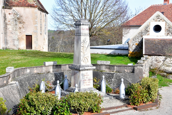 Monument aux morts de Saint André en Morvan