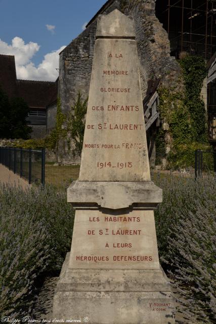 Monument aux morts de Saint Laurent l'Abbaye