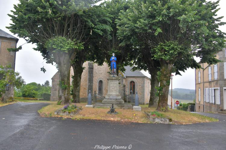 Monument aux morts de Saint-Martin-du-Puy