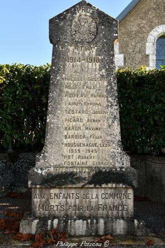 Monument aux morts de Saint Pierre du Mont