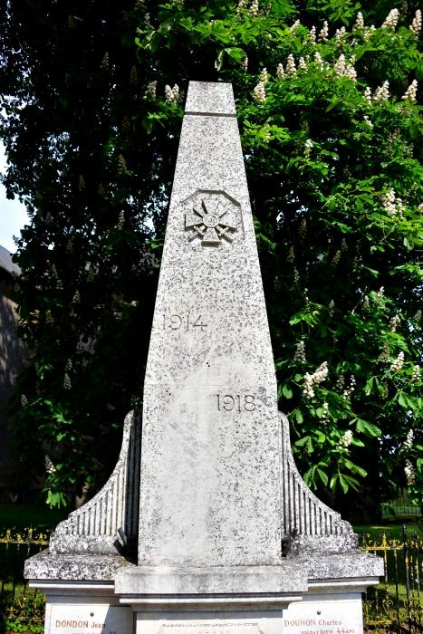 Monument aux morts de Sainte-Marie