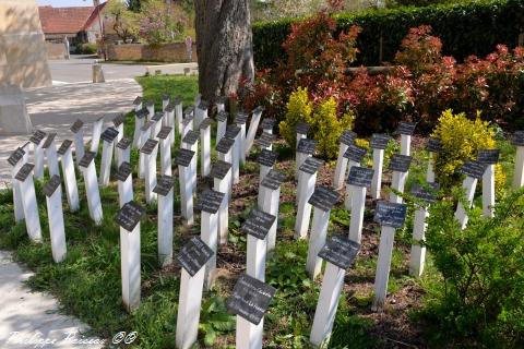 Monument aux morts de Suilly La Tour