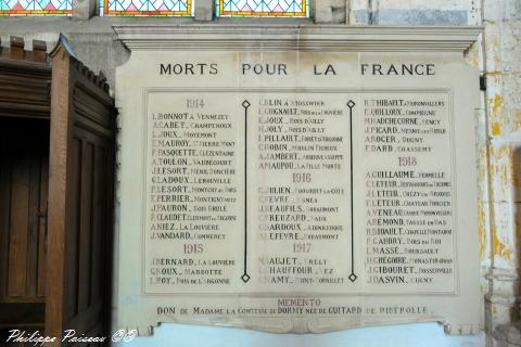 Monument aux morts de Suilly La Tour