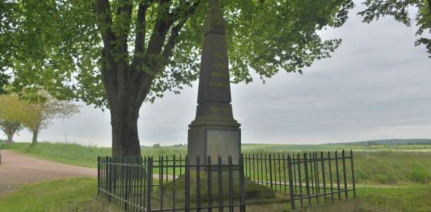 Le Monument aux morts de Lys