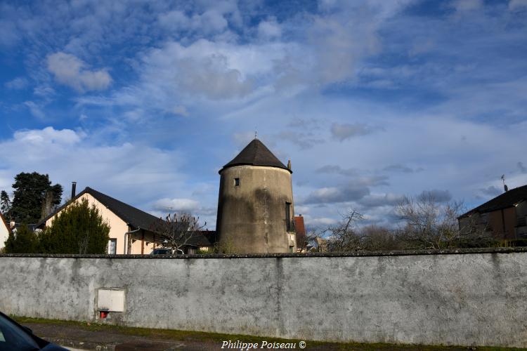 Un moulin à vent de Nevers